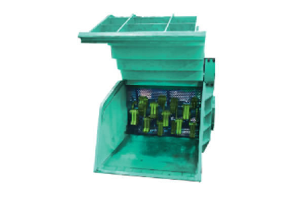 バケットサンドクラッシャー